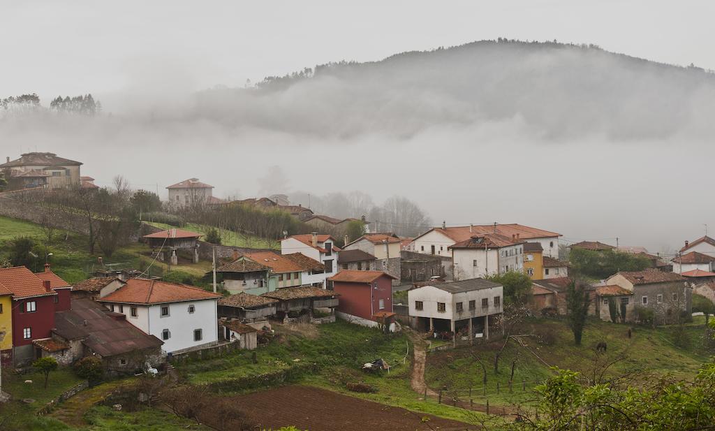 Hotel El Mirador Del Nalon San Roman  Kültér fotó